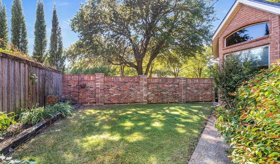 3752 Park Pl, Addison, TX 75001 - 3 Beds, 2 Bath