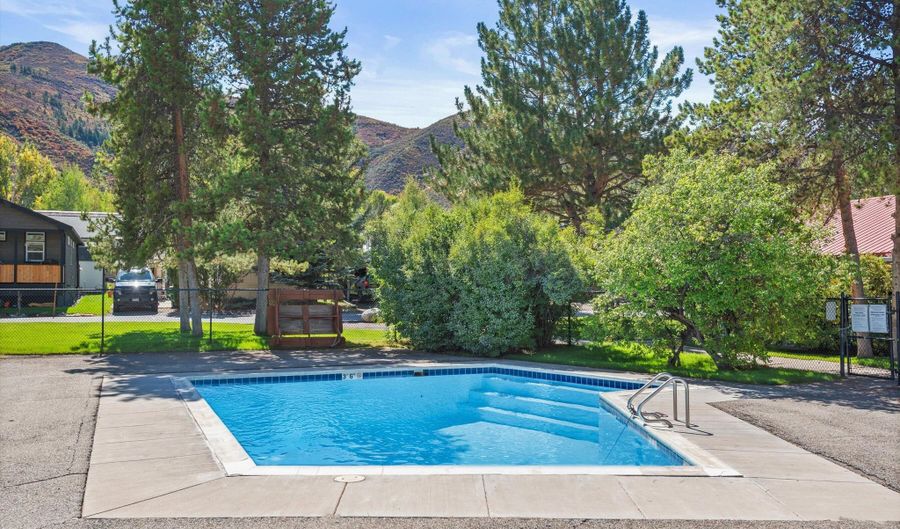 55 Bear Trl, Aspen, CO 81611 - 4 Beds, 4 Bath