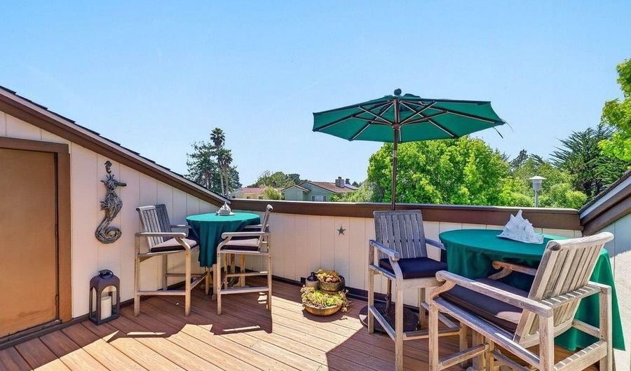 107 Bar Harbor Ct, Aptos, CA 95003 - 2 Beds, 3 Bath