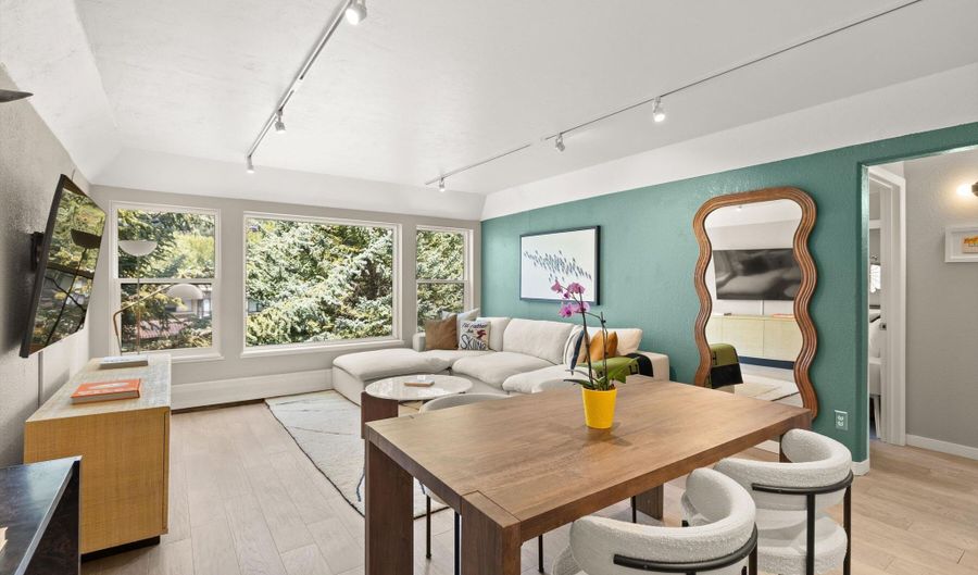 950 VINE St, Aspen, CO 81611 - 3 Beds, 2 Bath