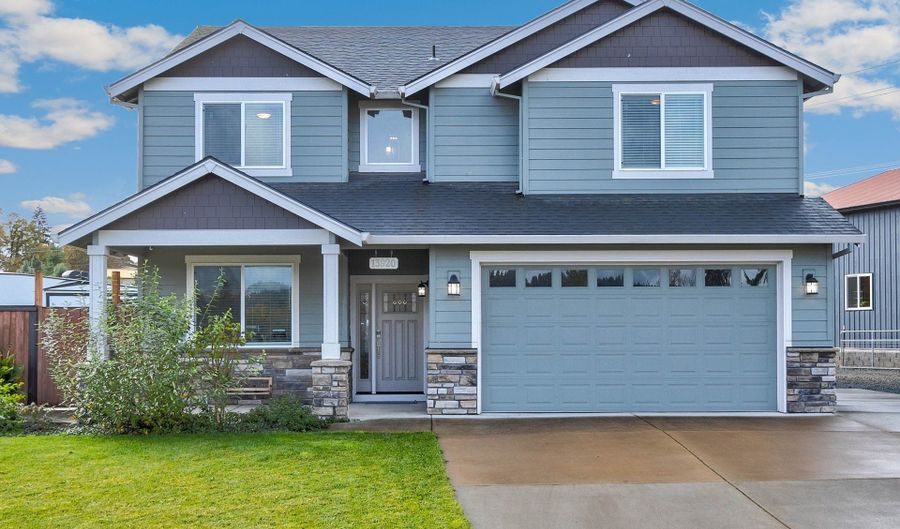 13920 S LUCIA Ln, Mulino, OR 97042 - 4 Beds, 3 Bath