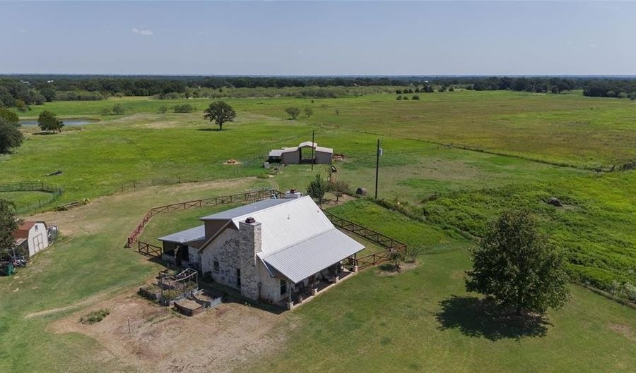 364 Hcr 2200, Aquilla, TX 76622 - 3 Beds, 3 Bath