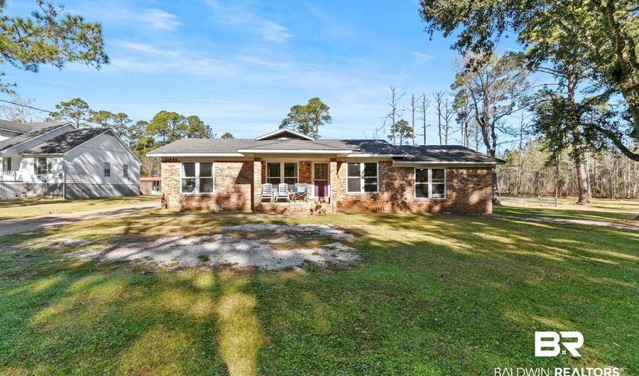 13545 Lyons Ave, Bayou La Batre, AL 36509 - 3 Beds, 2 Bath