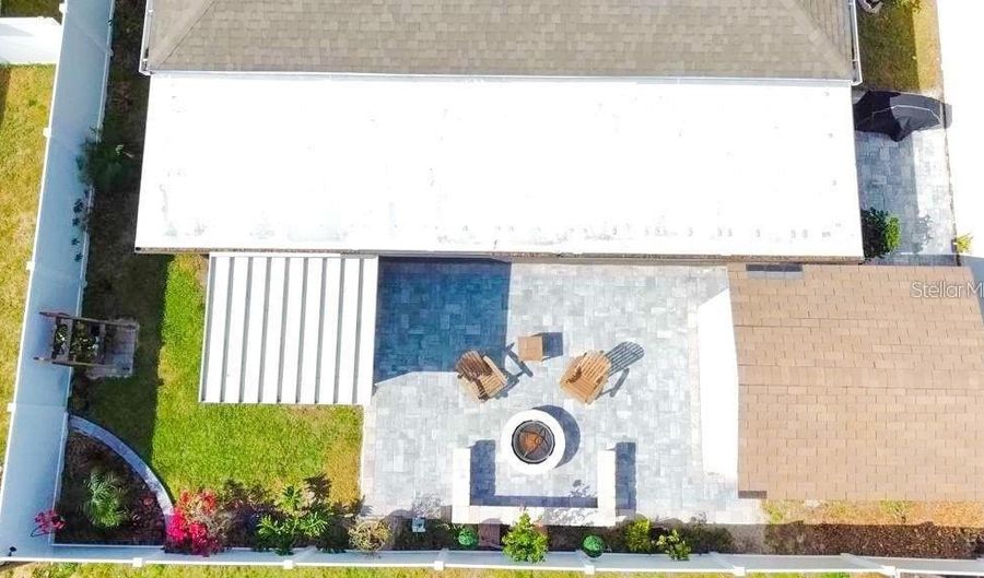 307 DIAMOND RIDGE Blvd, Auburndale, FL 33823 - 3 Beds, 2 Bath