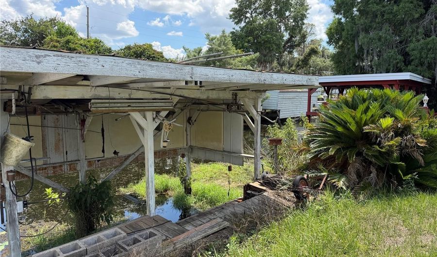 13440 PALM Dr 7, Astatula, FL 34705 - 2 Beds, 2 Bath