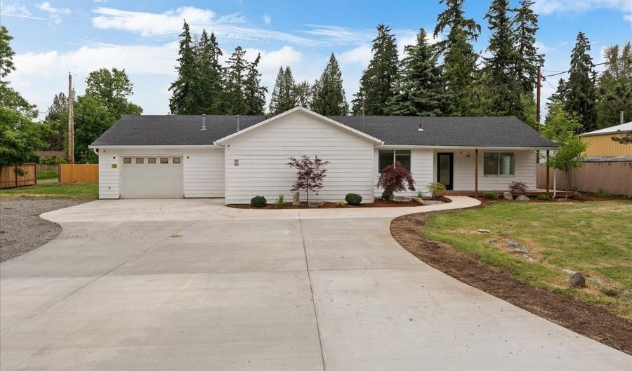 6725 SE MABEL Ave, Milwaukie, OR 97267 - 4 Beds, 2 Bath