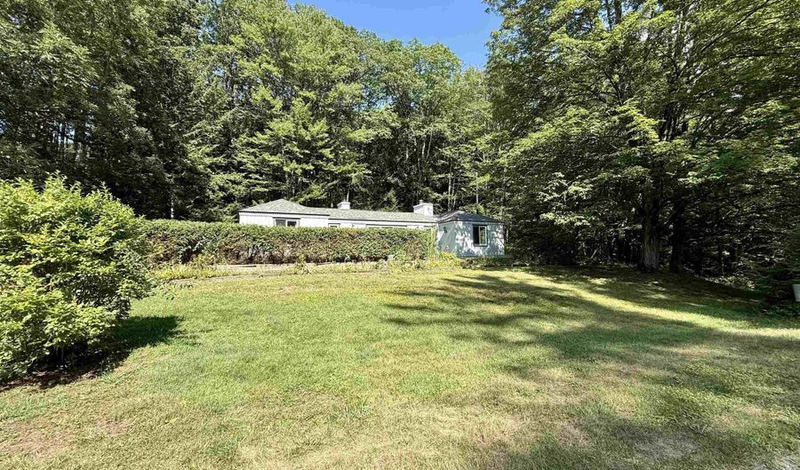 84 Brook St, Chesterfield, NH 03466 - 3 Beds, 2 Bath