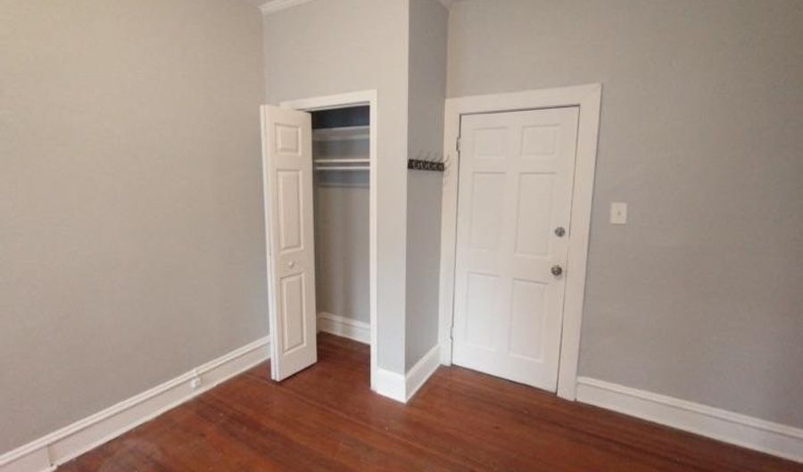 307 DOLPHIN St 2E, Baltimore, MD 21217 - 1 Beds, 1 Bath
