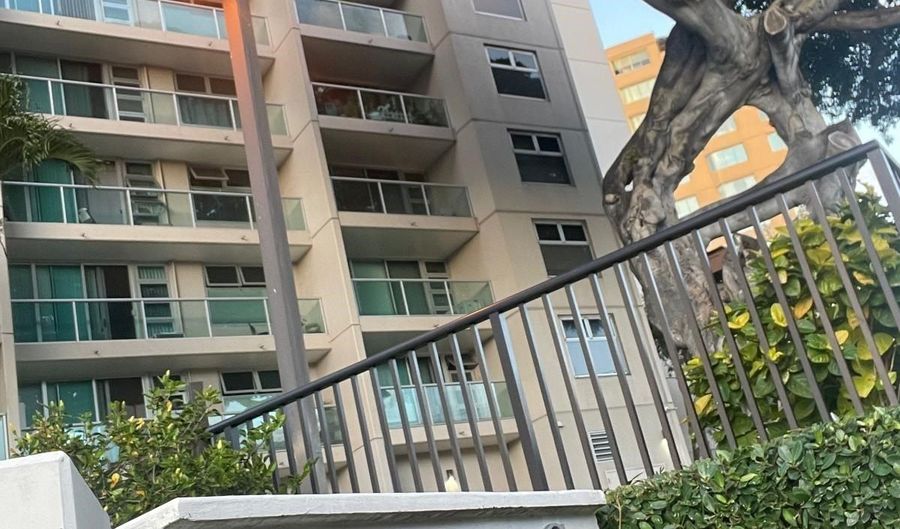 1450 Young St 302, Honolulu, HI 96814 - 2 Beds, 2 Bath