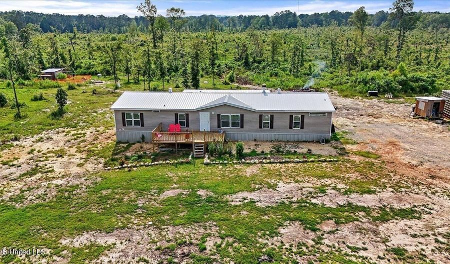 135 Sawmill Rd, Braxton, MS 39044 - 4 Beds, 3 Bath
