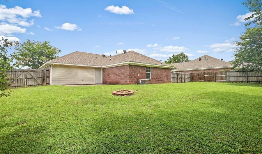 206 Crosscreek Dr, Brandon, MS 39047 - 2 Beds, 2 Bath