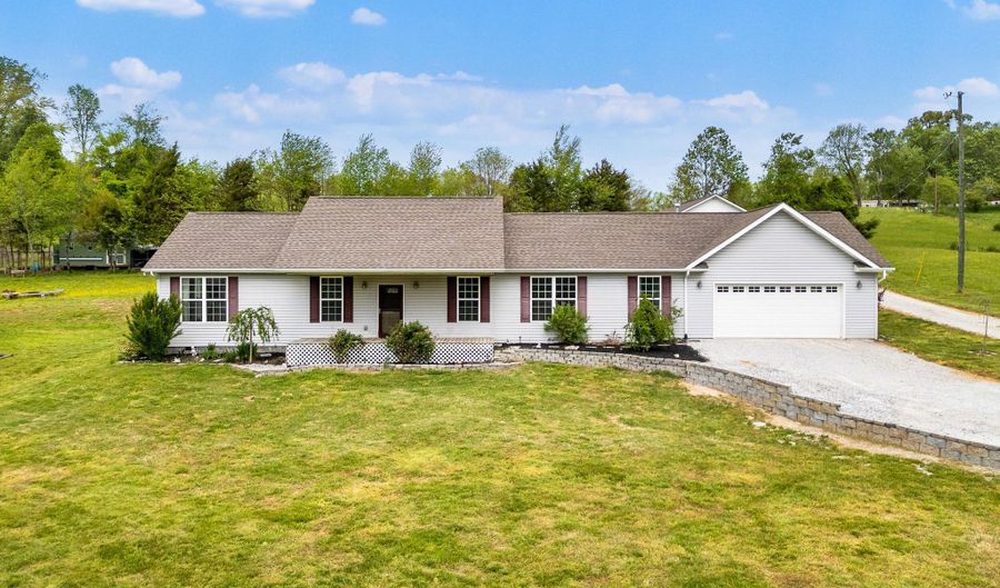 283 Red Hill Rd, Andersonville, TN 37705 - 3 Beds, 3 Bath
