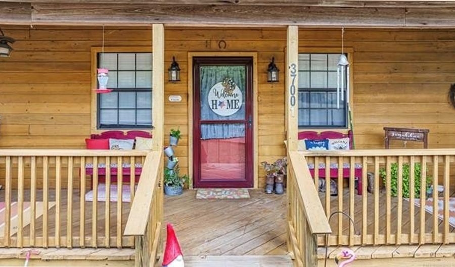 37001 US Hwy 70, Bennington, OK 74723 - 3 Beds, 2 Bath