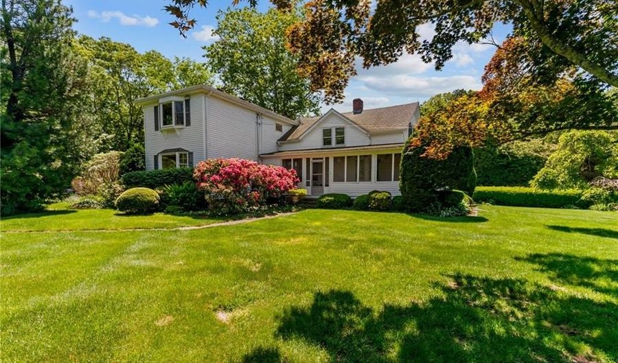 10 Liberty Rd, Exeter, RI 02822 - 3 Beds, 3 Bath