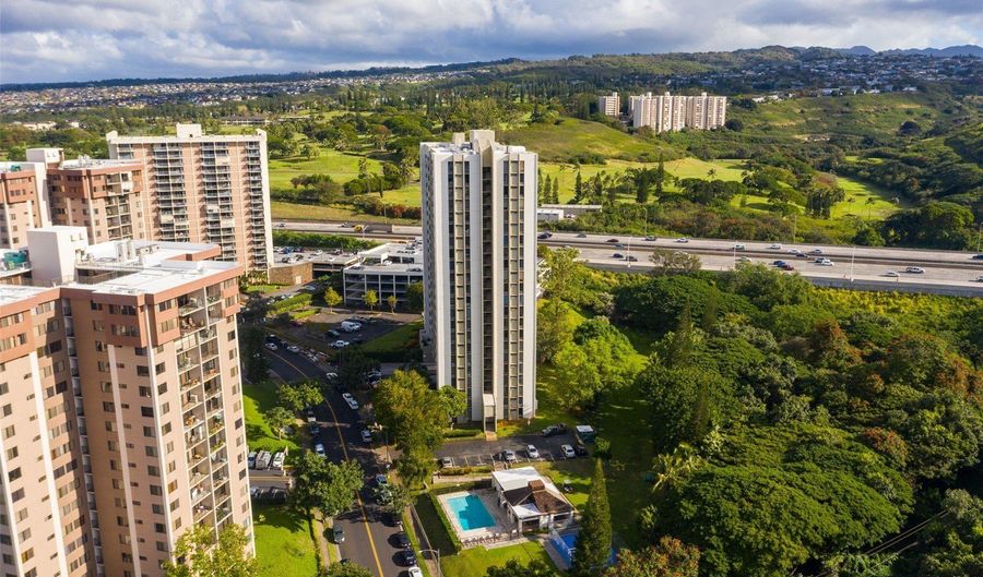98-500 Koauka Loop 2H, Aiea, HI 96701 - 2 Beds, 1 Bath