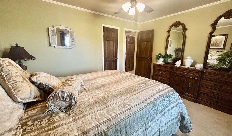 209 Country Club Rd, Bald Knob, AR 72010 - 2 Beds, 2 Bath