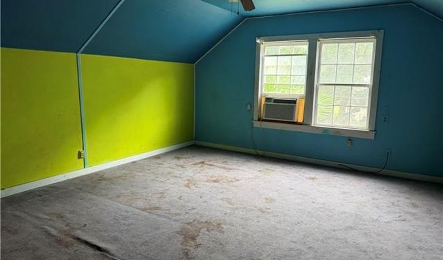 214 E PINE St, Amite, LA 70422 - 3 Beds, 2 Bath