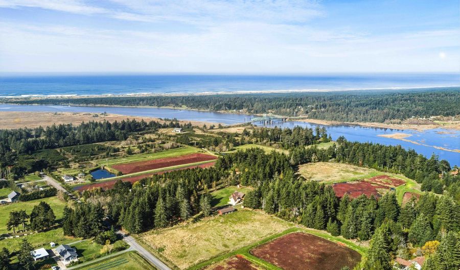 55942 LOST VALLEY Rd, Bandon, OR 97411 - 5 Beds, 2 Bath