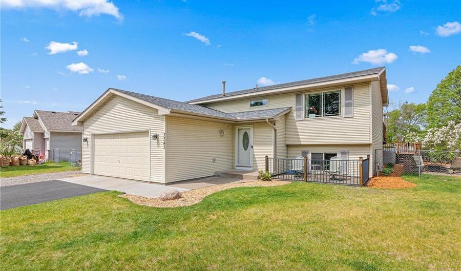 3343 Quarry Ave, Anoka, MN 55303 - 3 Beds, 2 Bath