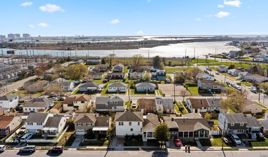 1134 Monroe Ave, Atlantic City, NJ 08401 - 4 Beds, 4 Bath