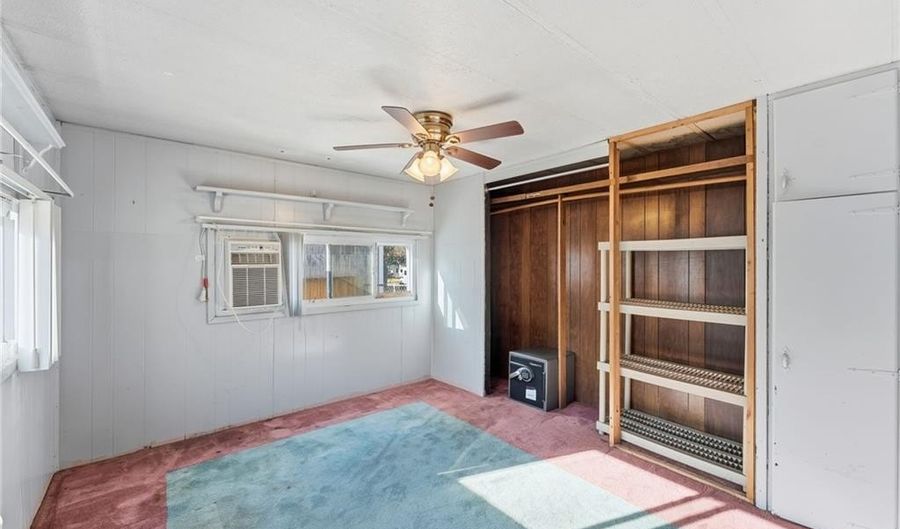 38 Oak Ter, Burrillville, RI 02839 - 2 Beds, 1 Bath