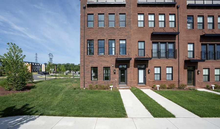 42118 HAZEL GROVE Ter, Ashburn, VA 20148 - 3 Beds, 3 Bath