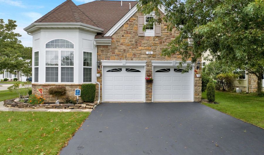 21 Hingham Ln, Barnegat, NJ 08005 - 3 Beds, 3 Bath