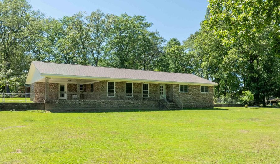 22 Shady Ln, Albertville, AL 35950 - 3 Beds, 2 Bath