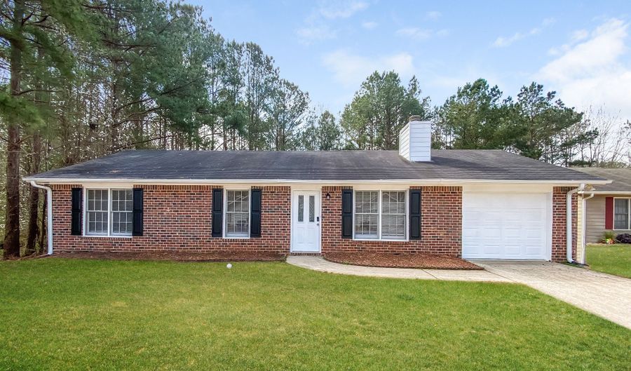 315 Cornwallis Way, Fayetteville, GA 30214 - 3 Beds, 2 Bath