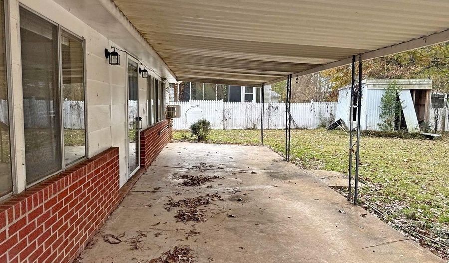 217 Harbor Ln, Brandon, MS 39047 - 3 Beds, 2 Bath