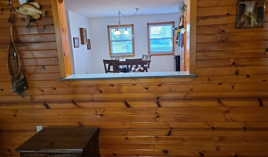 113 Jay St, Big Sandy, TN 38221 - 3 Beds, 2 Bath