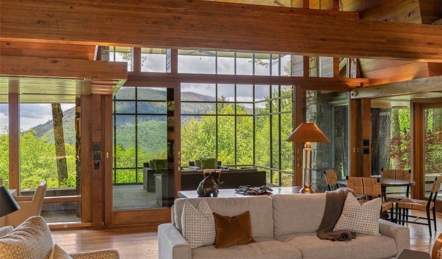 749 Stillmont Cir, Cashiers, NC 28717 - 4 Beds, 5 Bath