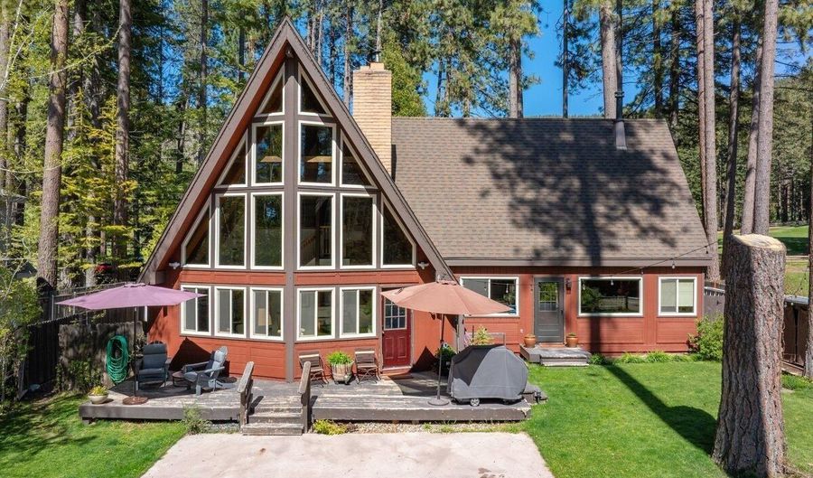 17 Golf Links Dr, Glenbrook, NV 89413 - 5 Beds, 4 Bath
