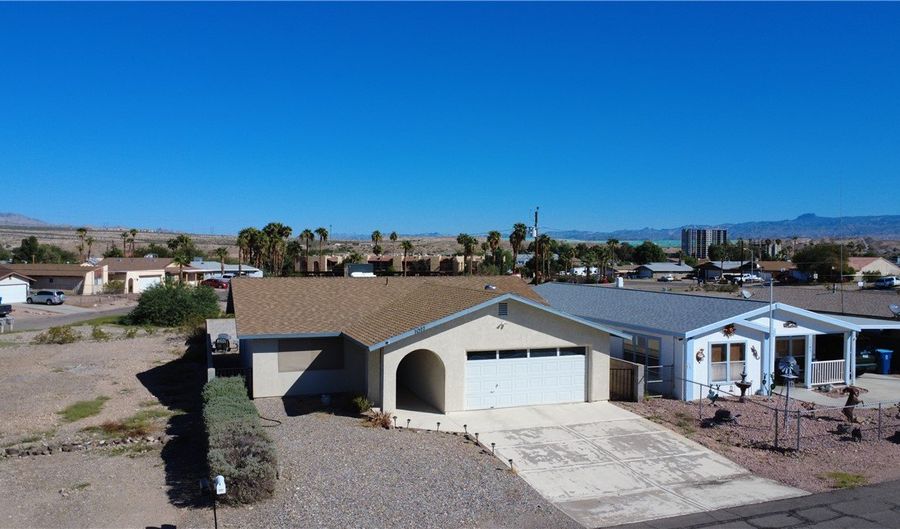 1097 Sahuaro Dr, Bullhead City, AZ 86442 - 2 Beds, 2 Bath