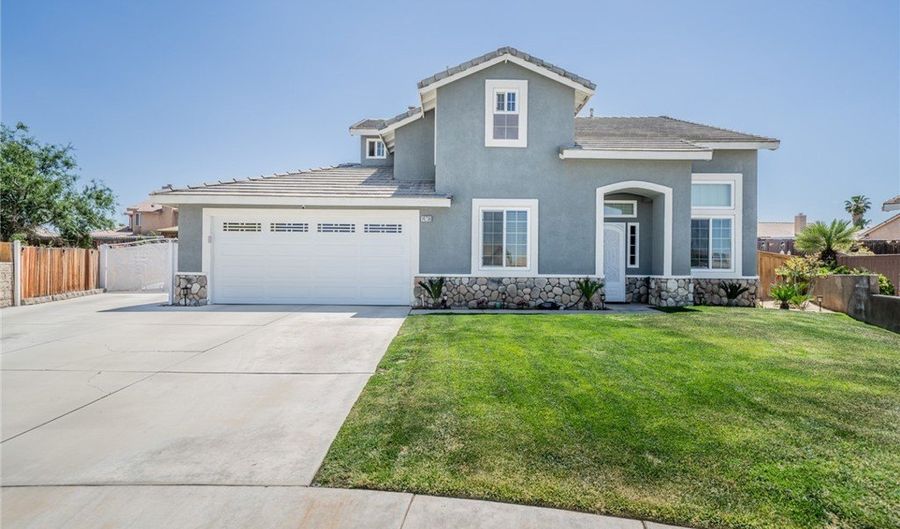14736 Amber Ct, Adelanto, CA 92301 - 4 Beds, 3 Bath