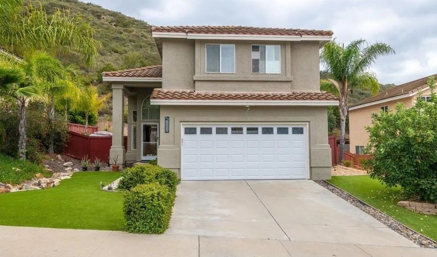 29825 Platanus Dr, Escondido, CA 92026 - 4 Beds, 3 Bath