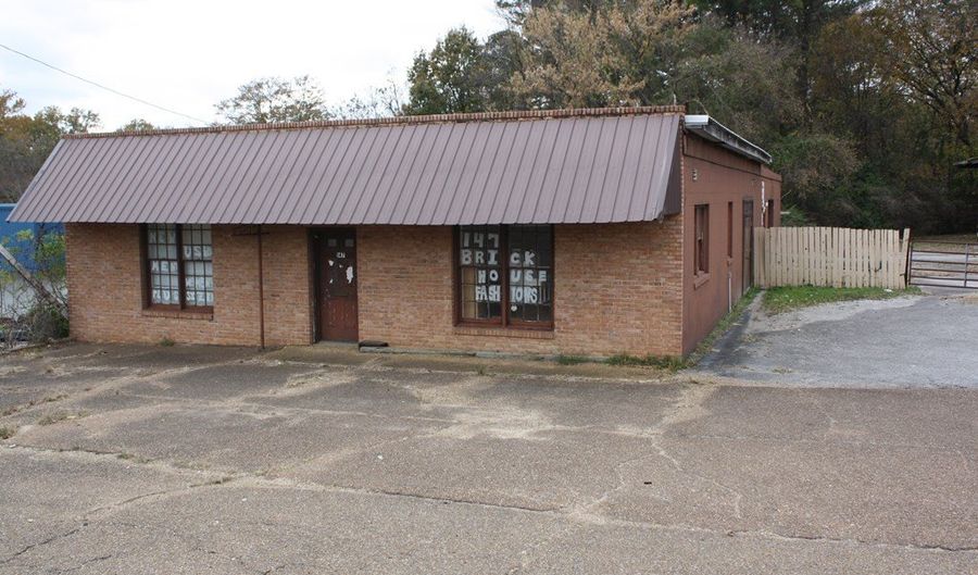 147 Highway 51 N, Batesville, MS 28606 - 0 Beds, 0 Bath