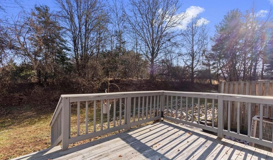 6207 GOTHIC Ln, Bowie, MD 20720 - 3 Beds, 4 Bath