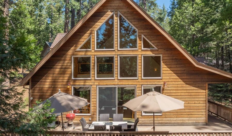 1915 Stanislaus, Arnold, CA 95223 - 3 Beds, 3 Bath