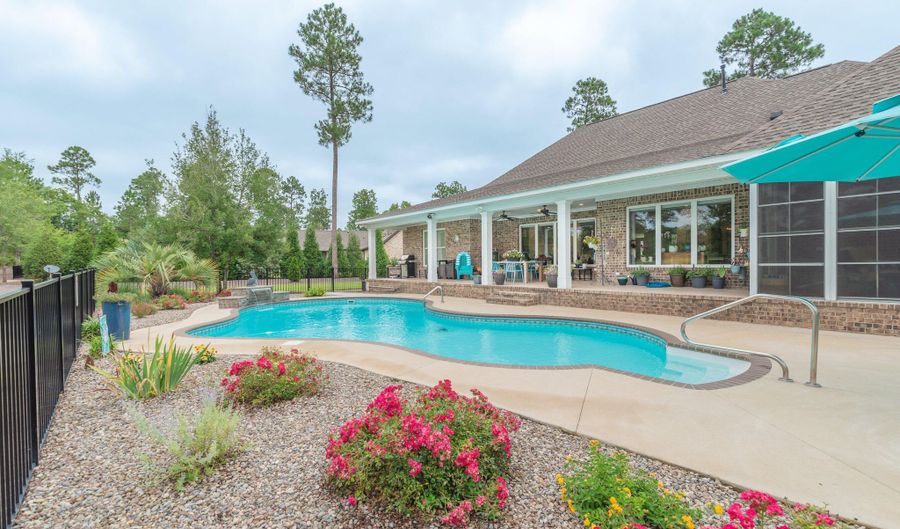 597 Wentworth Cir, Aiken, SC 29803 - 3 Beds, 5 Bath