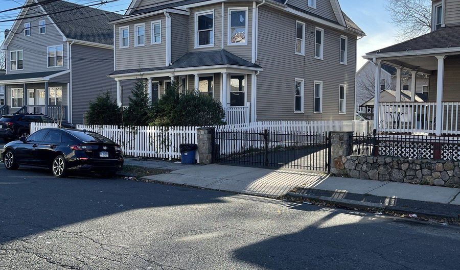 1199 Iranistan Ave, Bridgeport, CT 06605 - 6 Beds, 2 Bath