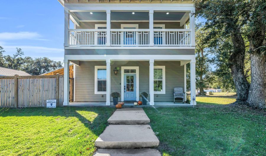 509 Thomas Shields Blvd, Bay St. Louis, MS 39520 - 3 Beds, 4 Bath