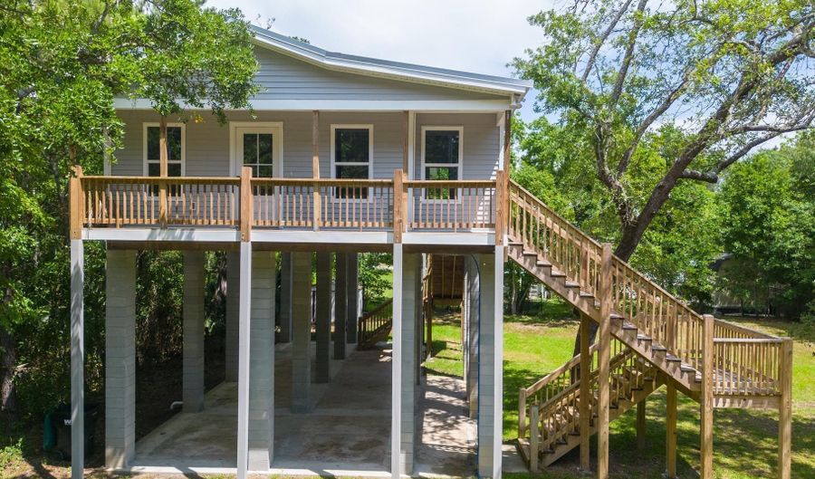 11014 Gannet St, Bay St. Louis, MS 39520 - 3 Beds, 2 Bath