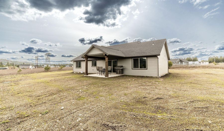 25066 N Old Highway 95, Athol, ID 83801 - 3 Beds, 2 Bath