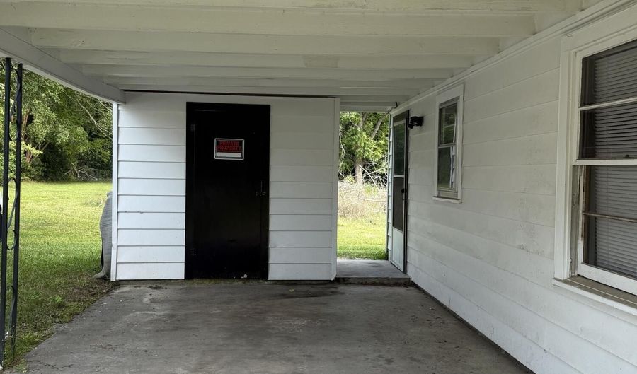 287 Mcdonald Dr, Barnwell, SC 29812 - 3 Beds, 1 Bath