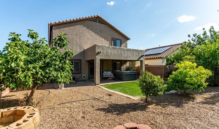 726 W Calle Ormino, Sahuarita, AZ 85629 - 5 Beds, 3 Bath