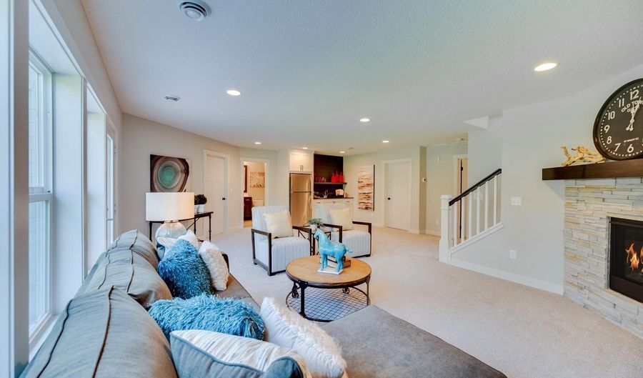 20127 Sodium St NW, Anoka, MN 55303 - 5 Beds, 5 Bath