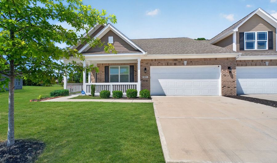 9073 Lieven St, Avon, IN 46234 - 2 Beds, 2 Bath