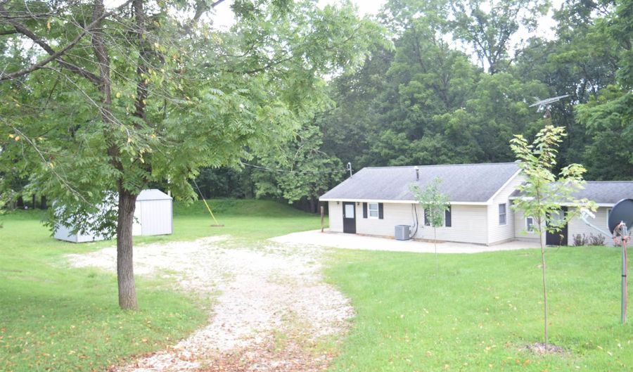 473 Gunsmith Rd, Bedford, IN 47421 - 3 Beds, 3 Bath