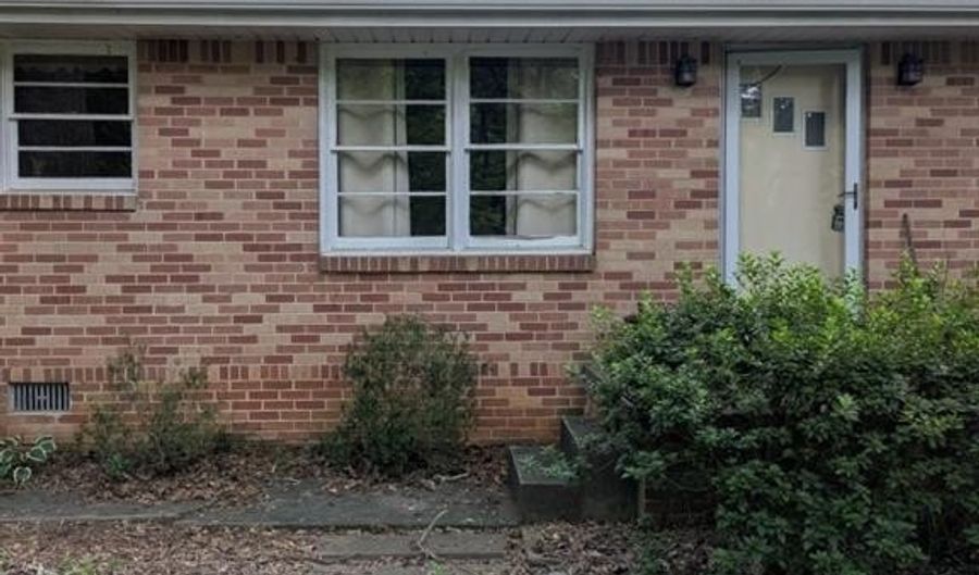 1893 Brockett Rd, Tucker, GA 30084 - 2 Beds, 1 Bath